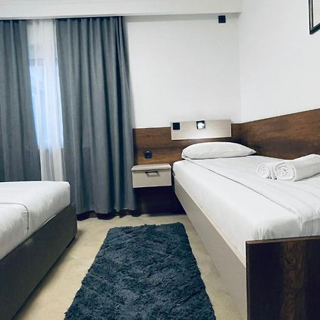 Kollar D Guest House - Prenociste Rooms 수보티차 외부 사진