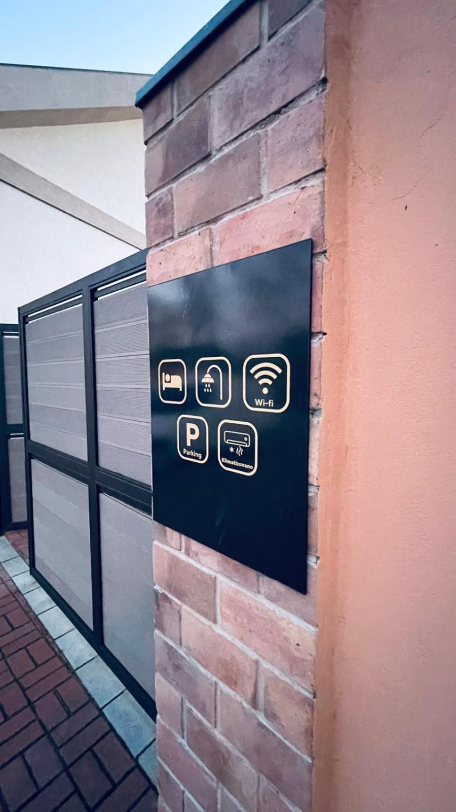 Kollar D Guest House - Prenociste Rooms 수보티차 외부 사진