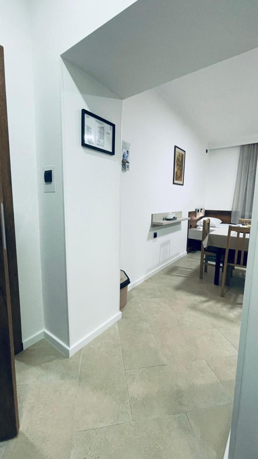 Kollar D Guest House - Prenociste Rooms 수보티차 외부 사진