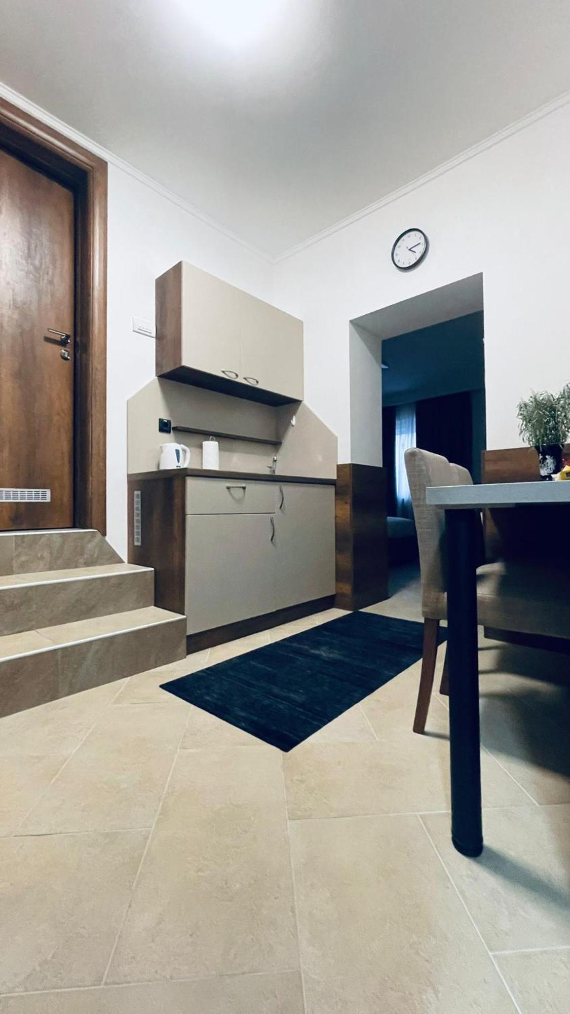Kollar D Guest House - Prenociste Rooms 수보티차 외부 사진