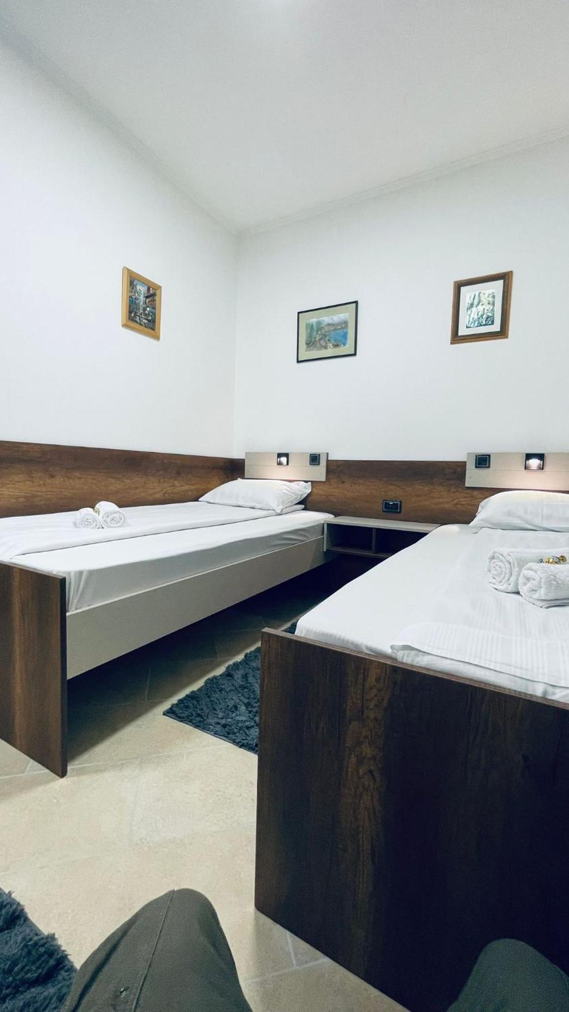 Kollar D Guest House - Prenociste Rooms 수보티차 외부 사진