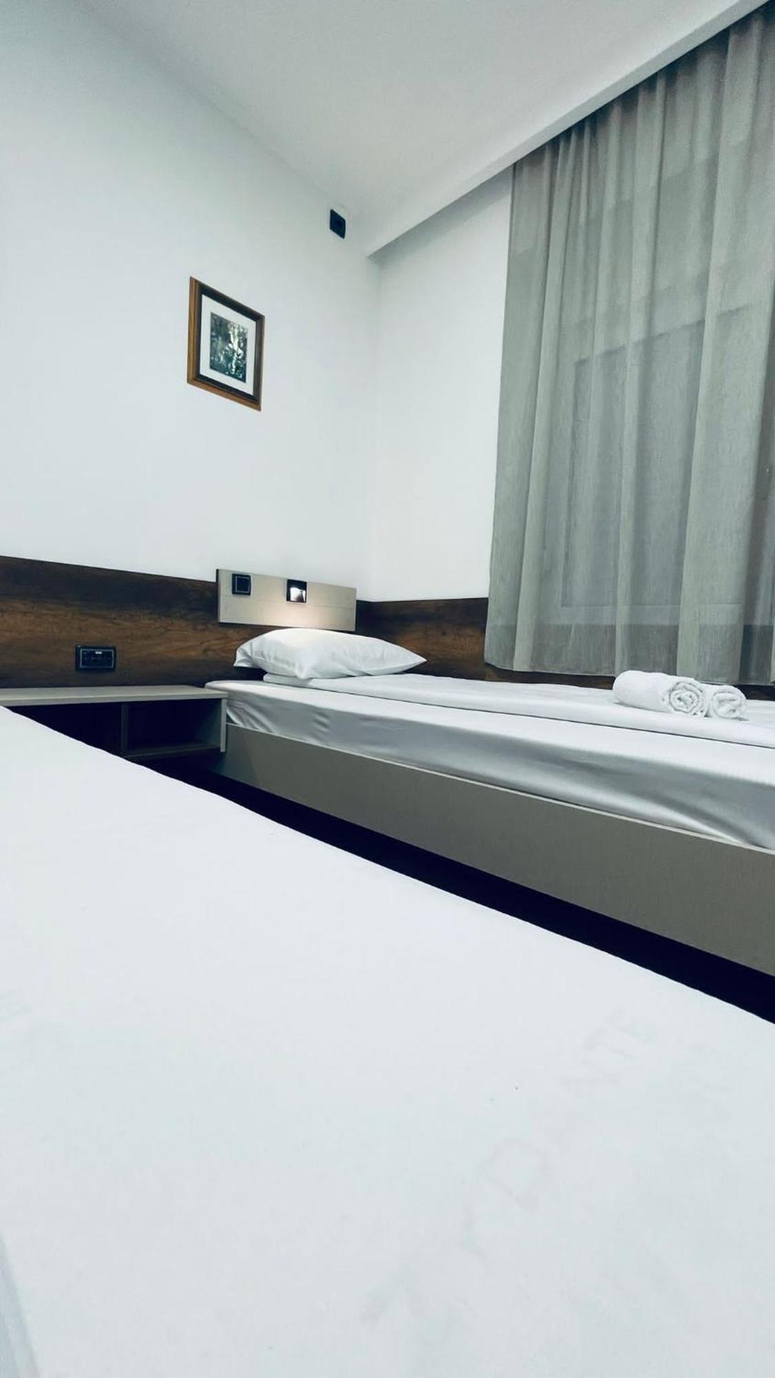 Kollar D Guest House - Prenociste Rooms 수보티차 외부 사진