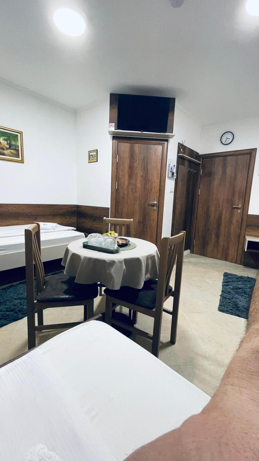 Kollar D Guest House - Prenociste Rooms 수보티차 외부 사진