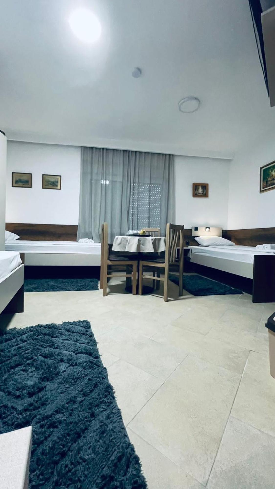 Kollar D Guest House - Prenociste Rooms 수보티차 외부 사진